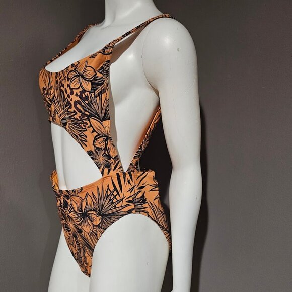 BCBGeneration Jungle Queen Printed Cut-Out One-Piece Swimsuit - Picture 3 of 11